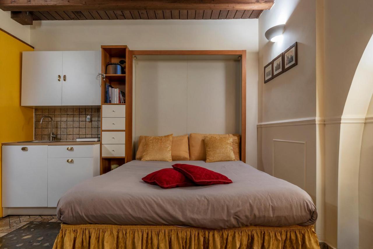Piazza Navona Cozy And Central Studio Рим Екстериор снимка