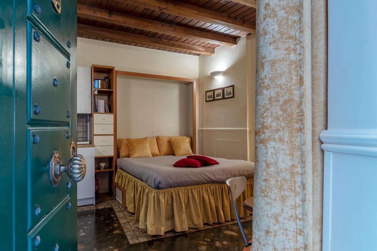 Piazza Navona Cozy And Central Studio Рим Екстериор снимка